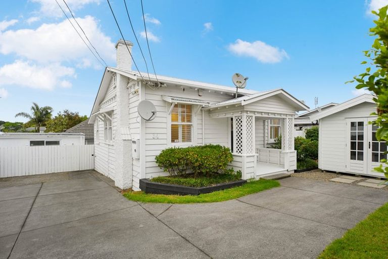 Photo of property in 34 Elliot Street, Papakura, 2110