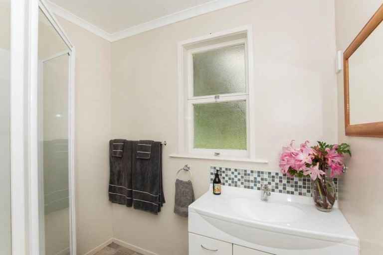 Photo of property in 35 Royd Road West, Makauri, Gisborne, 4071