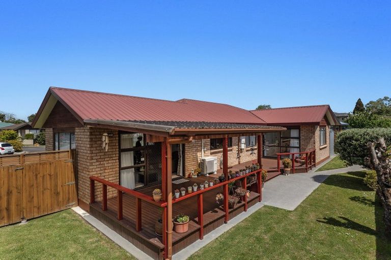 Photo of property in 16 Walnut Grove, Whakatane, 3120