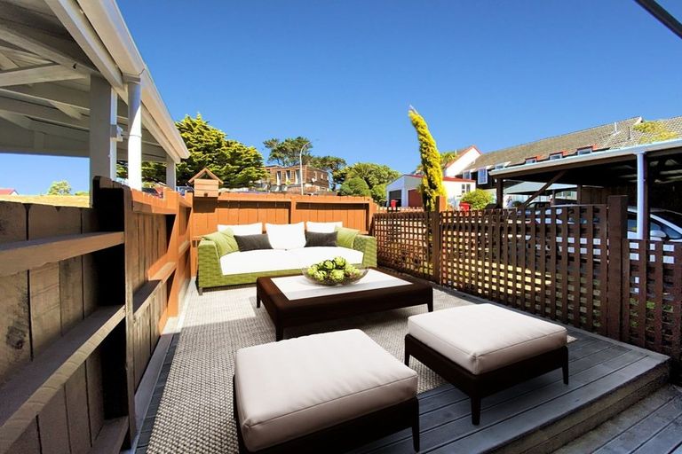 Photo of property in 7 Hollydale Grove, Churton Park, Wellington, 6037