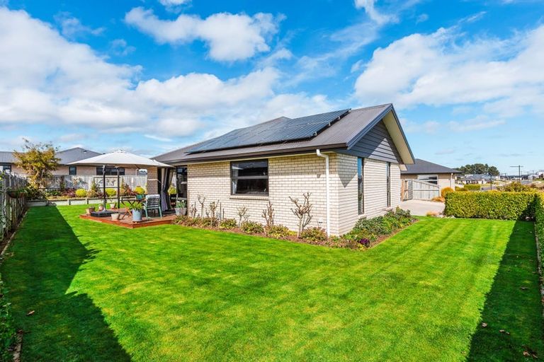 Photo of property in 9 Harakeke Drive, Wharewaka, Taupo, 3330