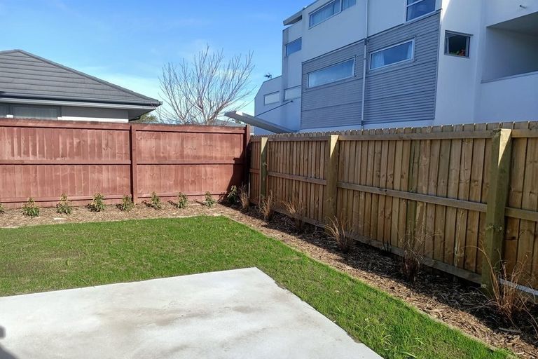 Photo of property in 4/24 Heywood Terrace, Richmond, Christchurch, 8013