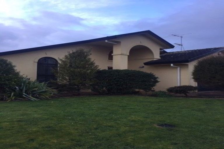 Photo of property in 71 Kentwood Drive, Woodridge, Wellington, 6037