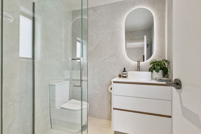 Photo of property in 365c Karori Road, Karori, Wellington, 6012