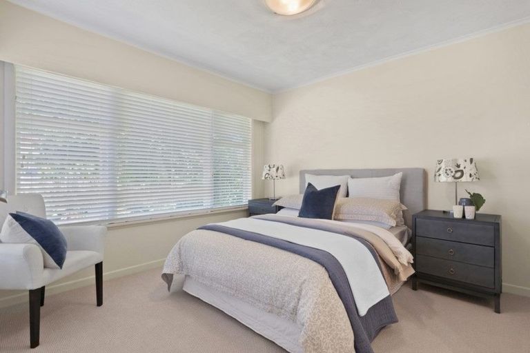 Photo of property in 1/19 Stanley Avenue, Milford, Auckland, 0620