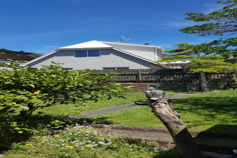 Photo of property in 34 Kilbirnie Crescent, Kilbirnie, Wellington, 6022