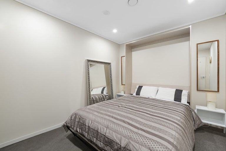 Photo of property in 15/72a Devonport Road, Tauranga, 3110