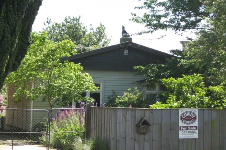 Photo of property in 41 Swanns Road, Richmond, Christchurch, 8013