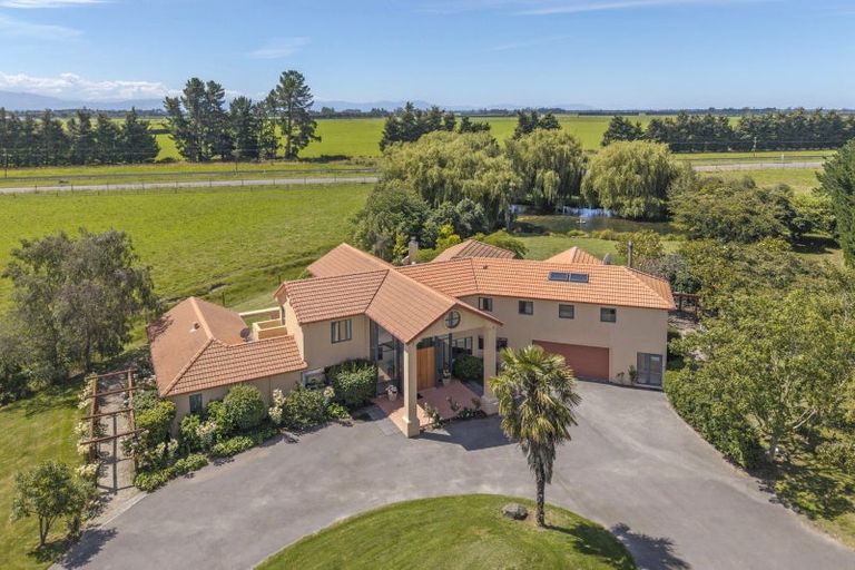 Photo of property in 2817 West Coast Road, Kirwee, Darfield, 7571