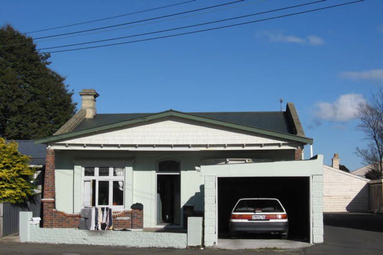 Photo of property in 9 Brook Street, North Dunedin, Dunedin, 9016