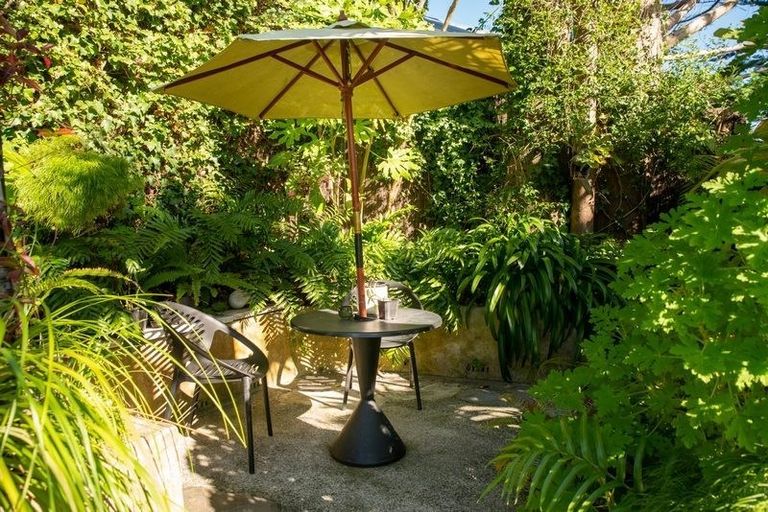 Photo of property in 16 Pa Road, Pukerua Bay, 5026