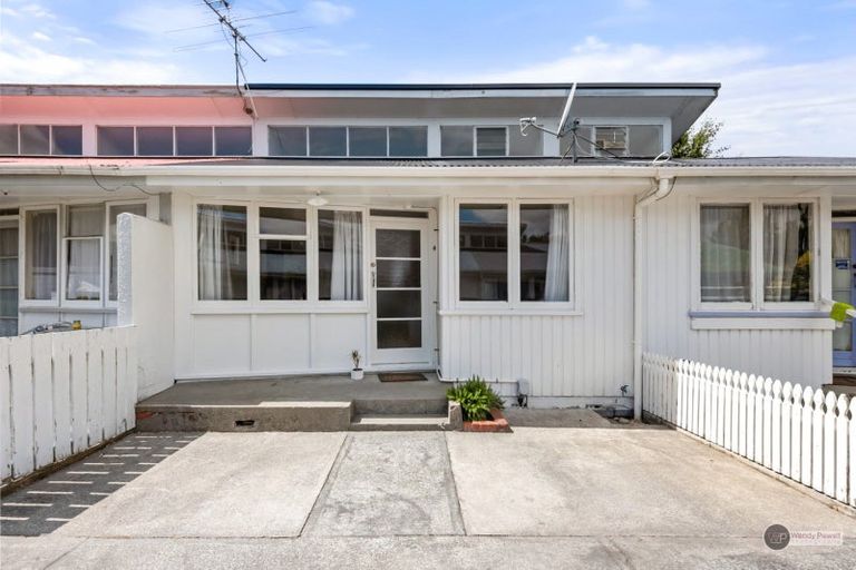 Photo of property in 4/518 Fergusson Drive, Trentham, Upper Hutt, 5018