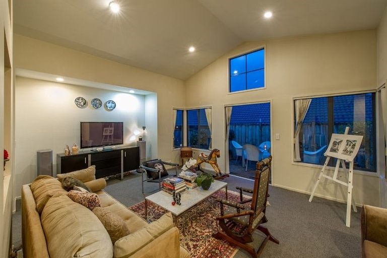 Photo of property in 762 Chapel Road, Shamrock Park, Auckland, 2016