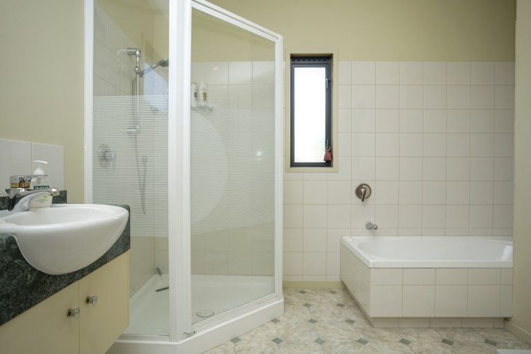 Photo of property in 8 Chad Street, Rainbow Point, Taupo, 3330