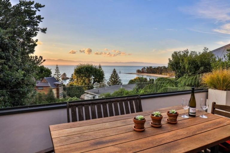 Photo of property in 30 Whitby Road, Britannia Heights, Nelson, 7010