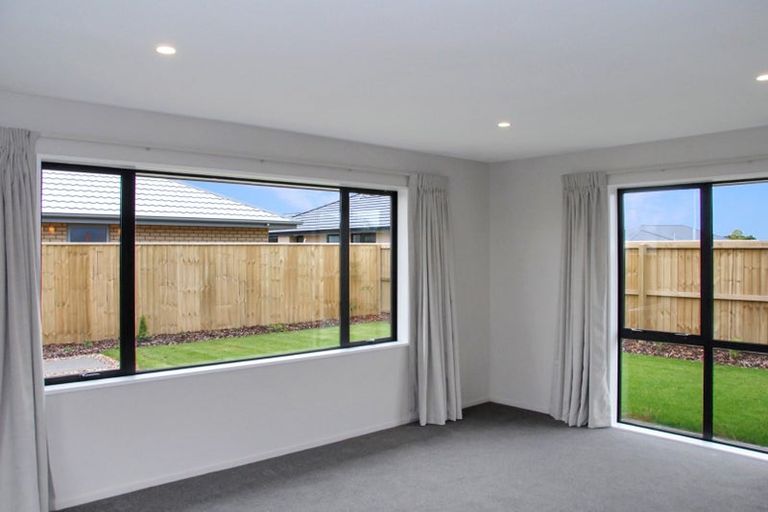 Photo of property in 57 Watkins Drive, Rangiora, 7400