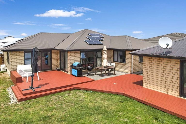 Photo of property in 21 Story Street, Foxton Beach, Foxton, 4815