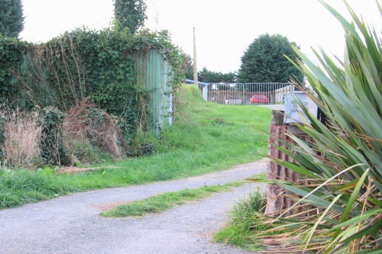 Photo of property in 15 Matai Street, Waikanae, 5036