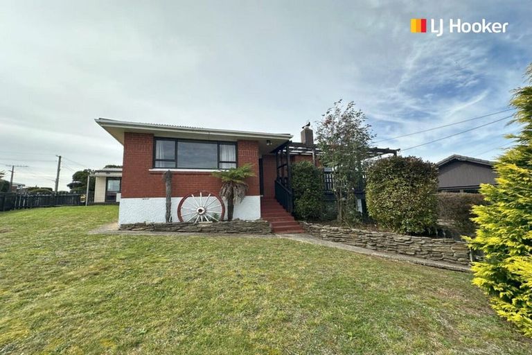 Photo of property in 6 Stephen Street, Halfway Bush, Dunedin, 9010