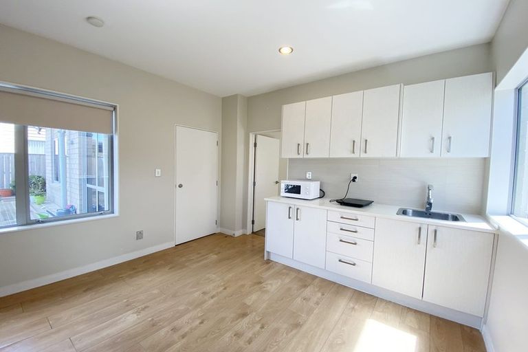Photo of property in 6 Ballindrait Drive, Flat Bush, Auckland, 2019