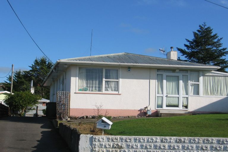 Photo of property in 18 Mcclure Street, Feilding, 4702
