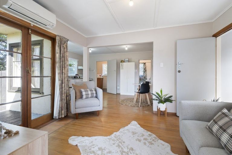 Photo of property in 4 Keeling Street, West End, Palmerston North, 4412