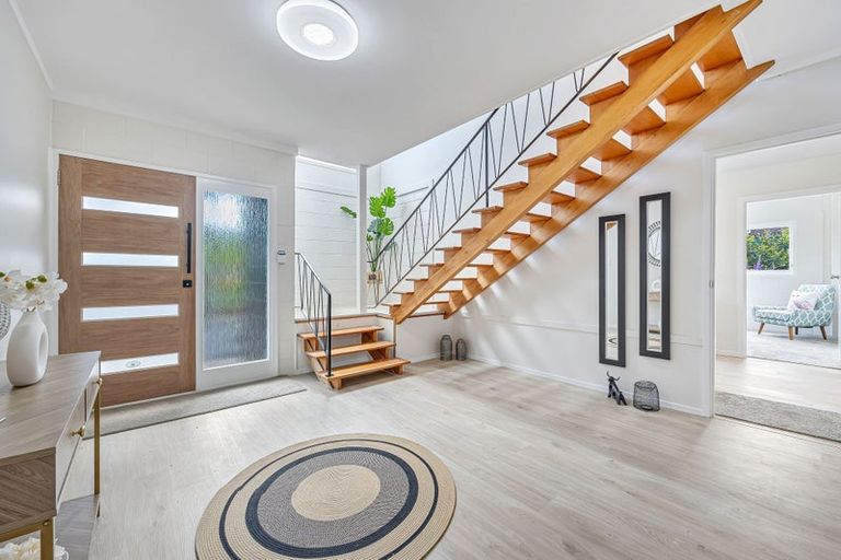 Photo of property in 220 Buckland Road, Mangere East, Auckland, 2024