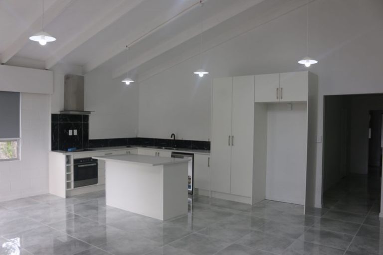 Photo of property in 475 Whangaparaoa Road, Stanmore Bay, Whangaparaoa, 0932