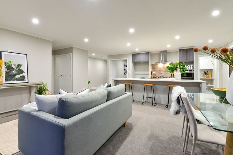 Photo of property in 32 Isobel Hodgson Drive, Cambridge, 3434