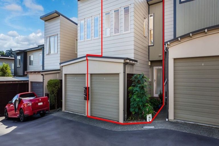 Photo of property in 1/206 Manuka Road, Bayview, Auckland, 0629