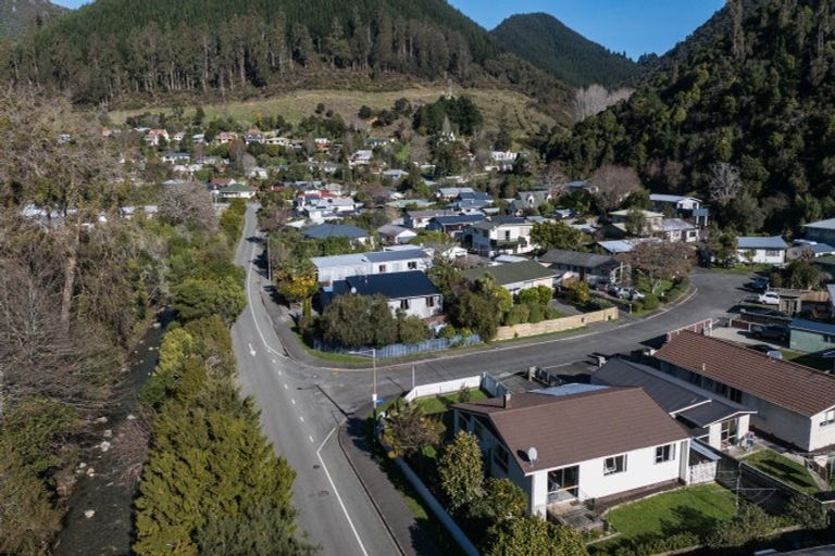 Photo of property in 2 Burn Place, The Brook, Nelson, 7010