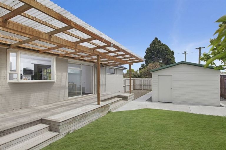 Photo of property in 104 Brookside Terrace, Bryndwr, Christchurch, 8053