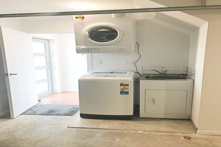 Photo of property in 4/59 May Street, Hamilton East, Hamilton, 3216