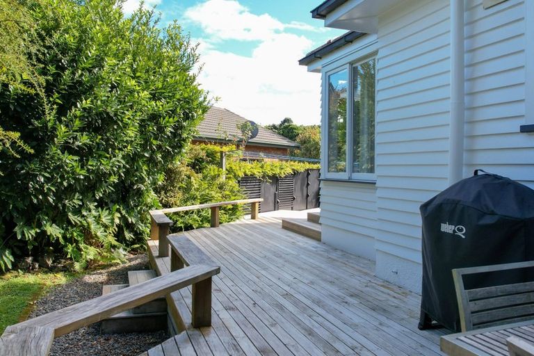 Photo of property in 2 Kohekohe Road, Waikanae, 5036