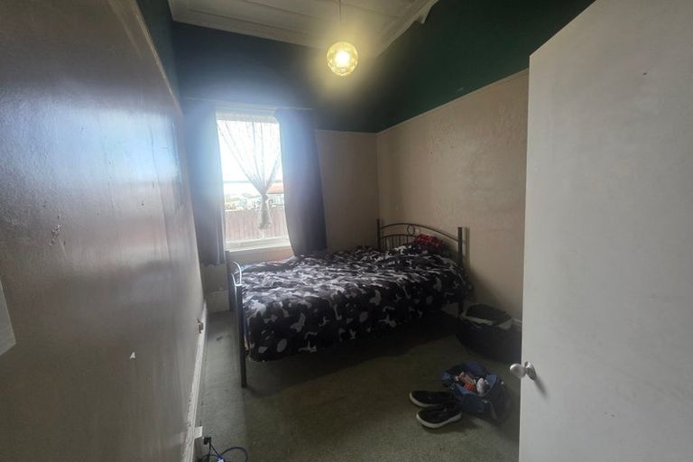 Photo of property in 16 Burns Street, Dannevirke, 4930