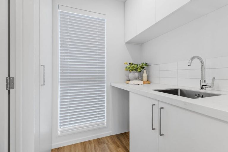 Photo of property in 2/138 Hills Road, Edgeware, Christchurch, 8013