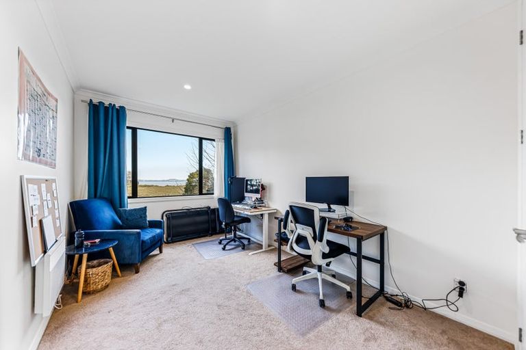 Photo of property in 44a Bannings Way, Hobsonville, Auckland, 0618