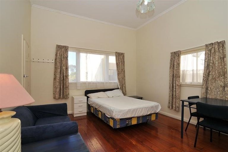 Photo of property in 81 Hill Street, Thorndon, Wellington, 6011