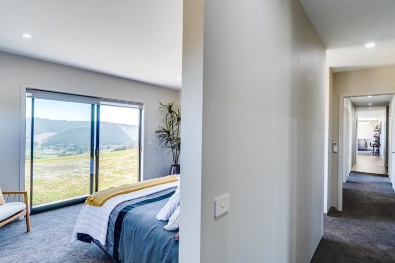 Photo of property in 164 Eskridge Drive, Eskdale, Napier, 4182