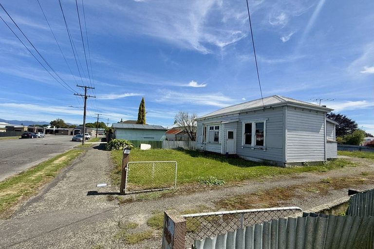 Photo of property in 1 Mckenna Street, Masterton, 5810
