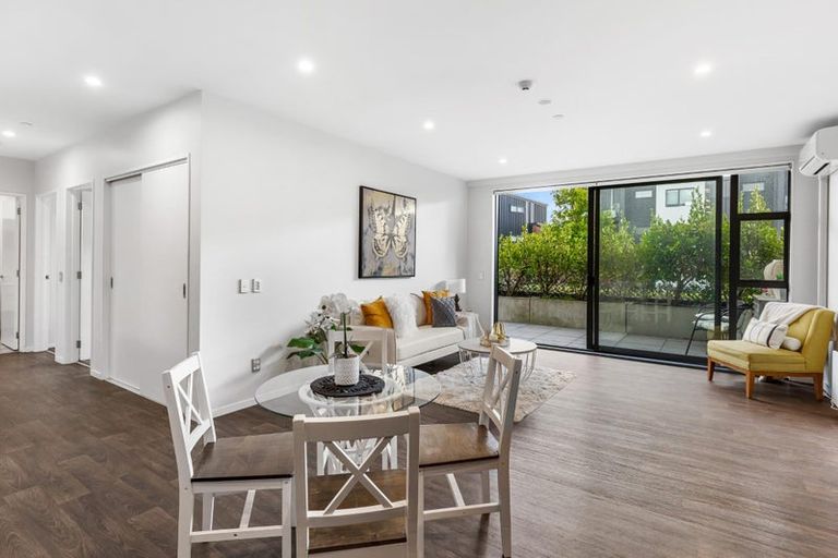 Photo of property in 3/2g Onekiritea Road, Hobsonville, Auckland, 0616