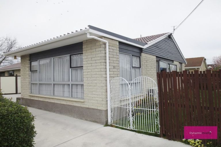 Photo of property in 1/214 Grimseys Road, Redwood, Christchurch, 8051