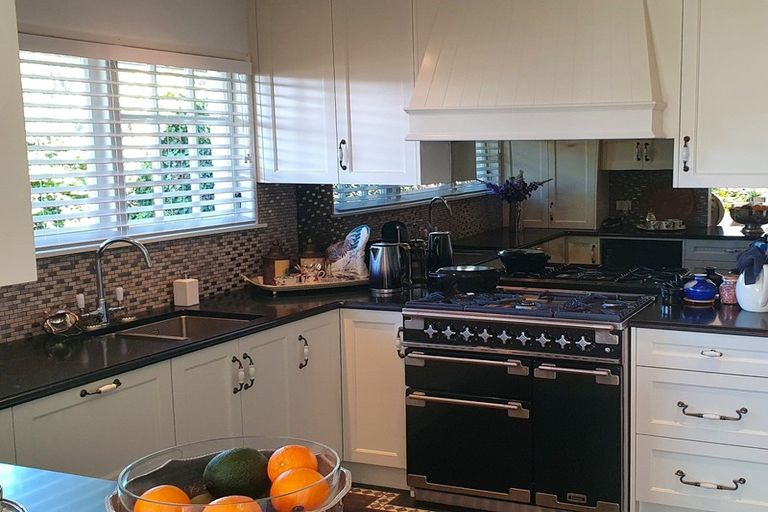 Photo of property in 25 Walnut Grove, Omokoroa, 3114