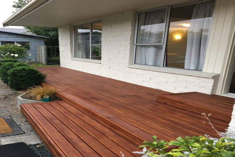 Photo of property in 15 Gibson Drive, Hornby, Christchurch, 8042