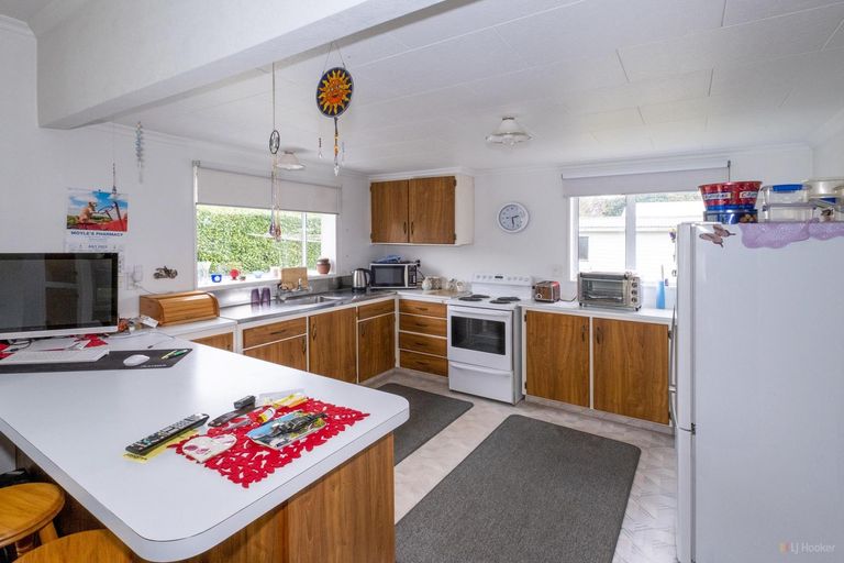 Photo of property in 19 Burgess Street, Pleasant Point, 7903