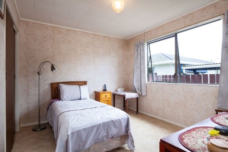 Photo of property in 6b Hori Street, Vogeltown, New Plymouth, 4310