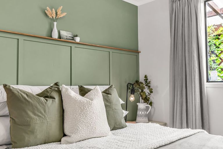 Photo of property in 6 Rautawhiri Road, Helensville, 0800