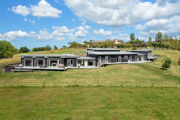 Photo of property in 51 Edward Jonkers Drive, Riverhead, Albany, 0793