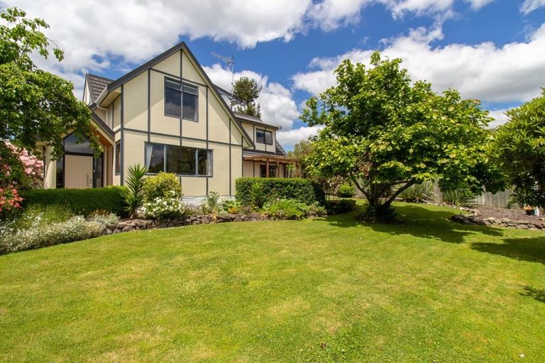 Photo of property in 12 Elmslie Place, Owhata, Rotorua, 3010