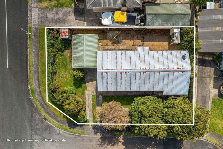 Photo of property in 1 Barnett Place, Te Puke, 3119